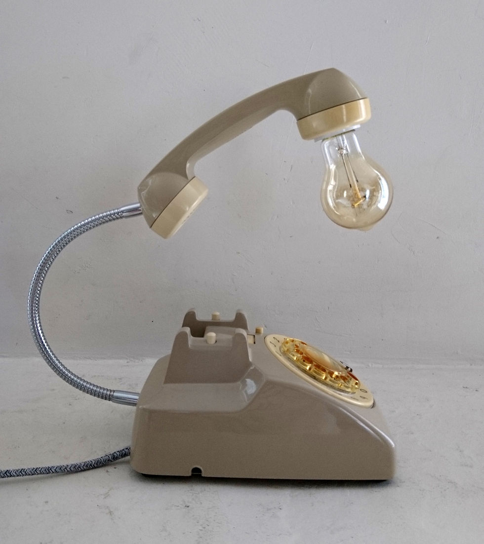 Thumbnail: Retro Telephone Lamp 70