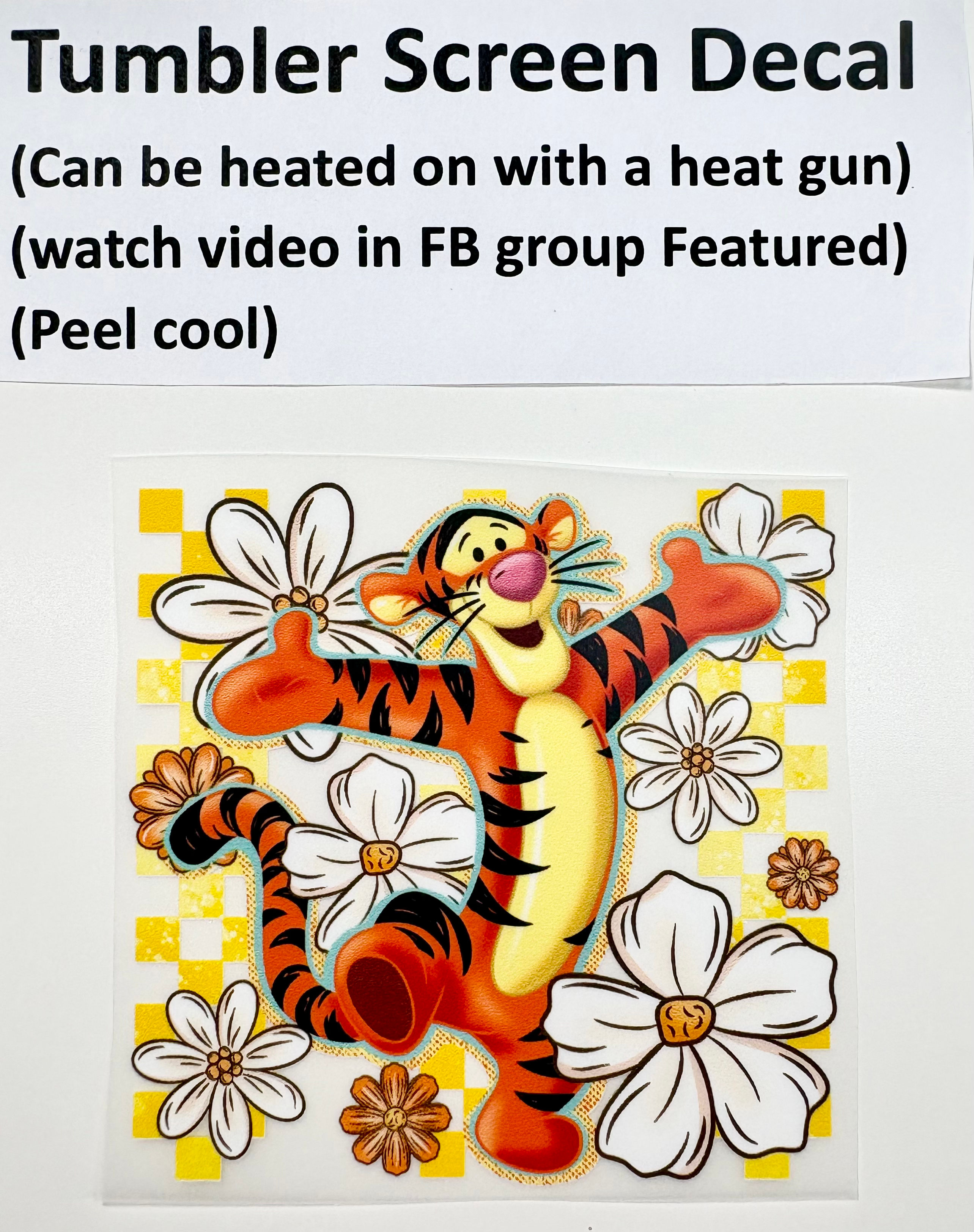 Tumbler Screen- Tigger Checkered 