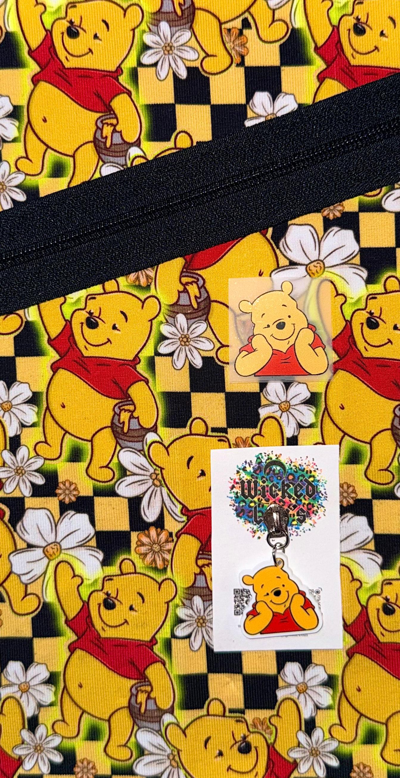 PEN Fabric Zipper Kit- Pooh Checkered