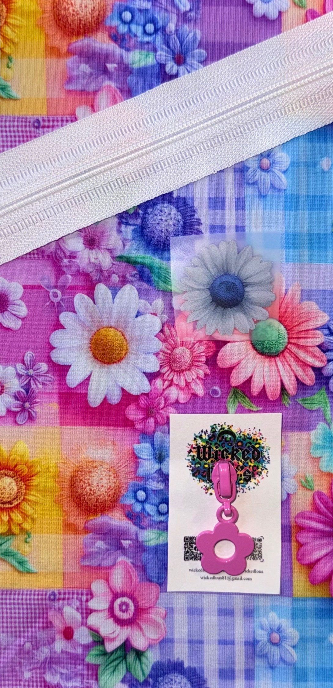 PEN Fabric Zipper Kit- Daisies Floral 