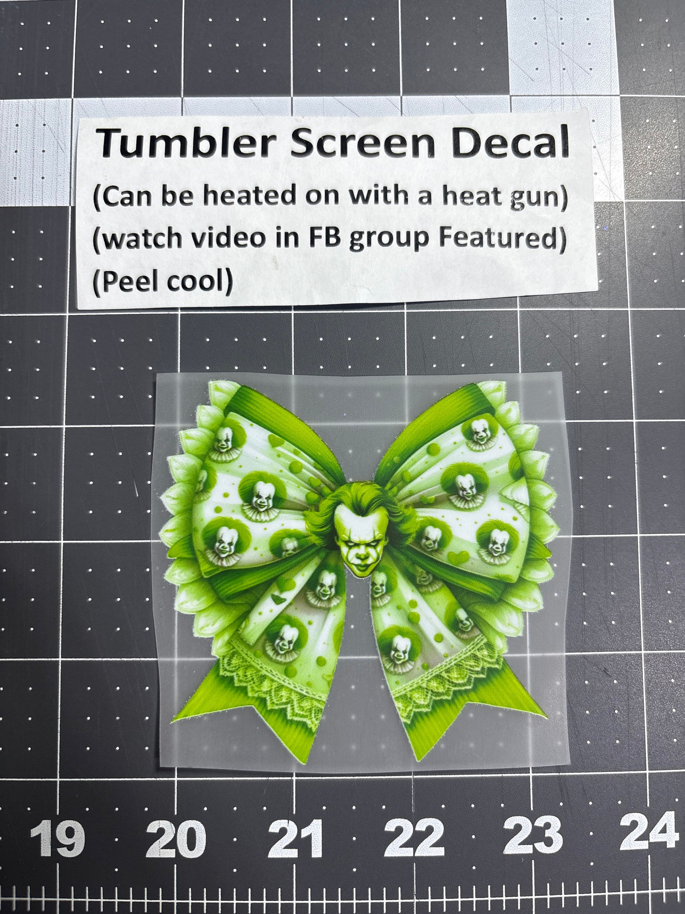 Tumbler Screen- Pennywise Green Bow