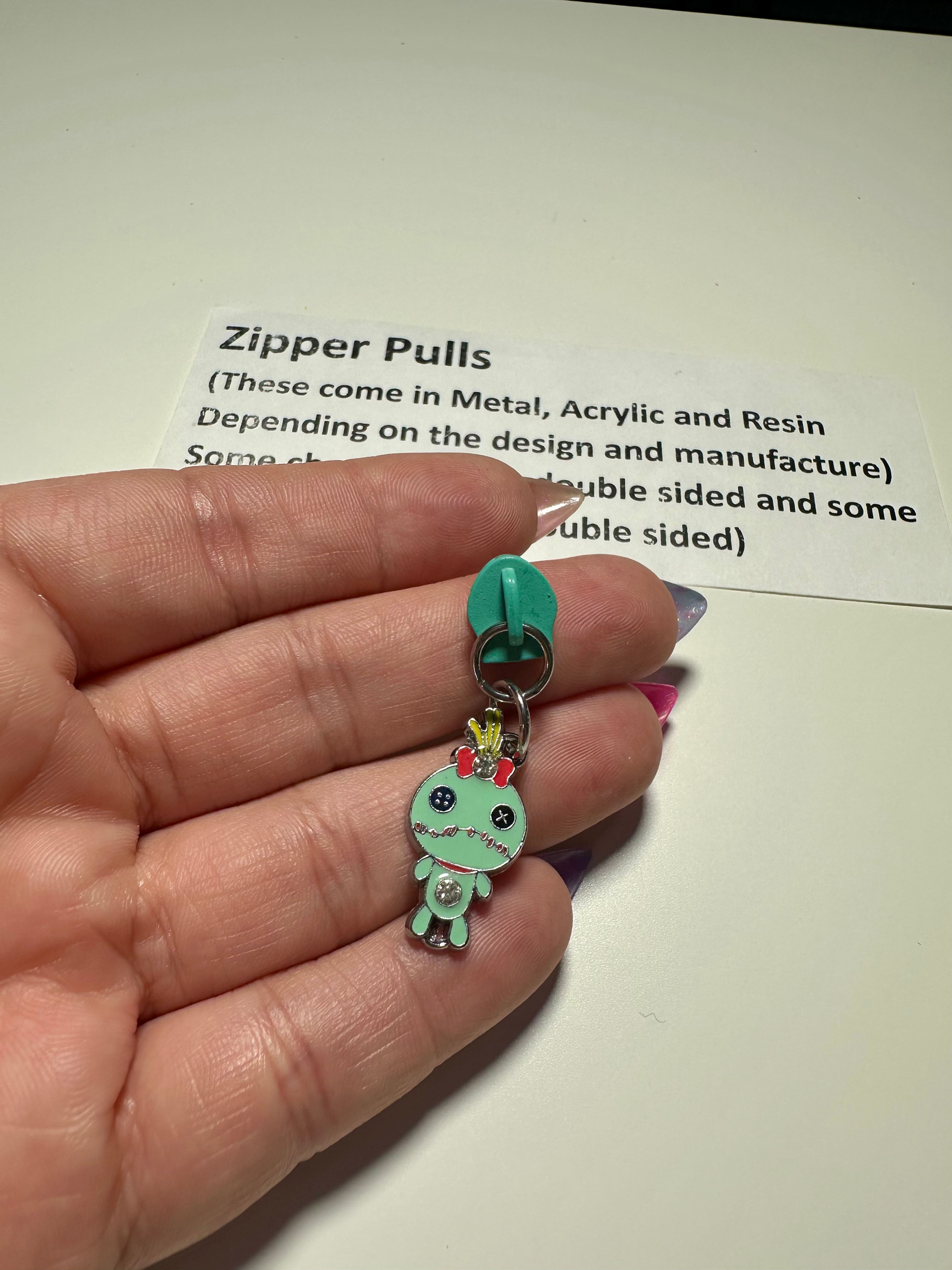 Zipper Pull- Scrump Bling