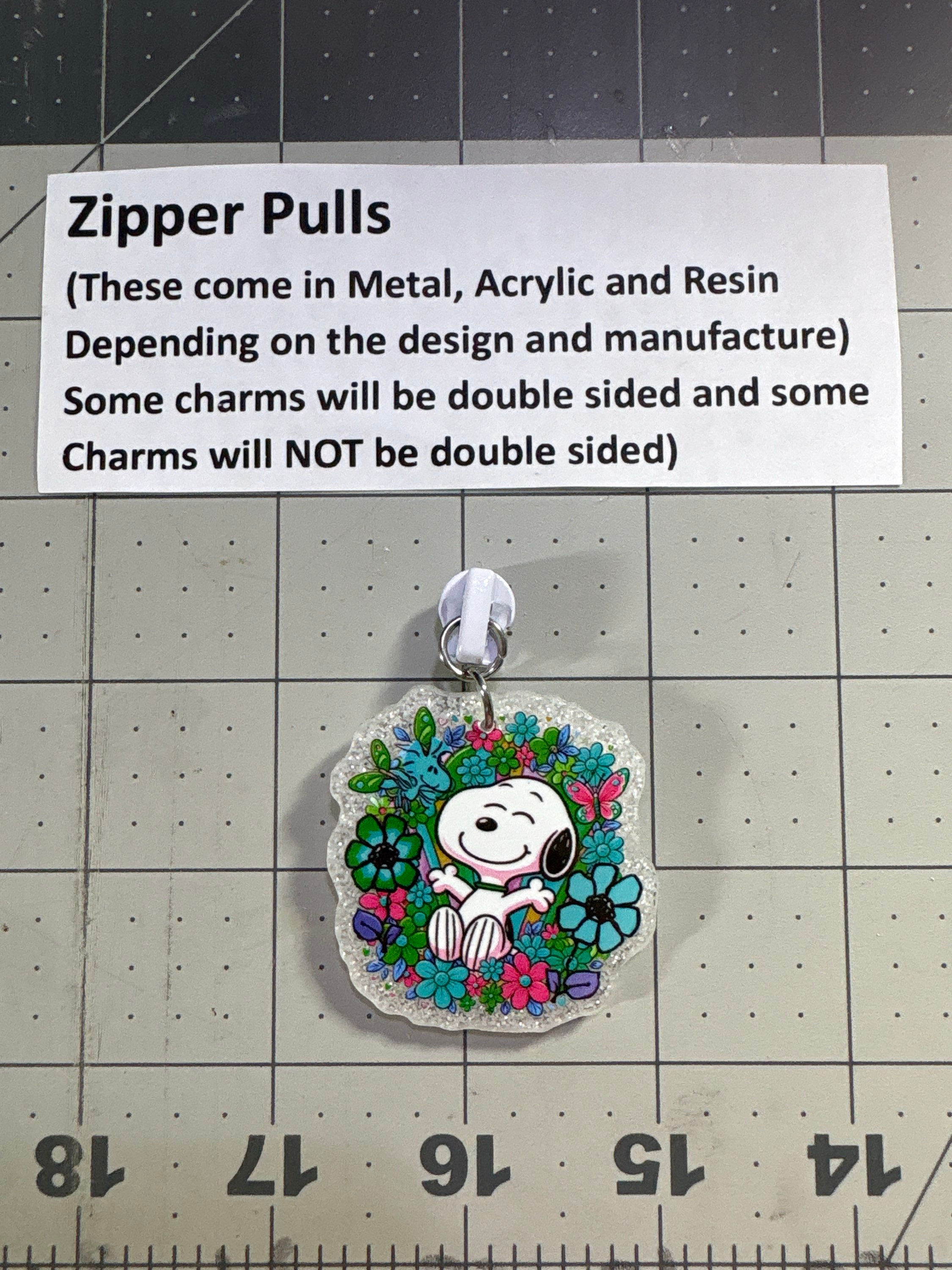 Zipper Pull- Springtime Snoop Green