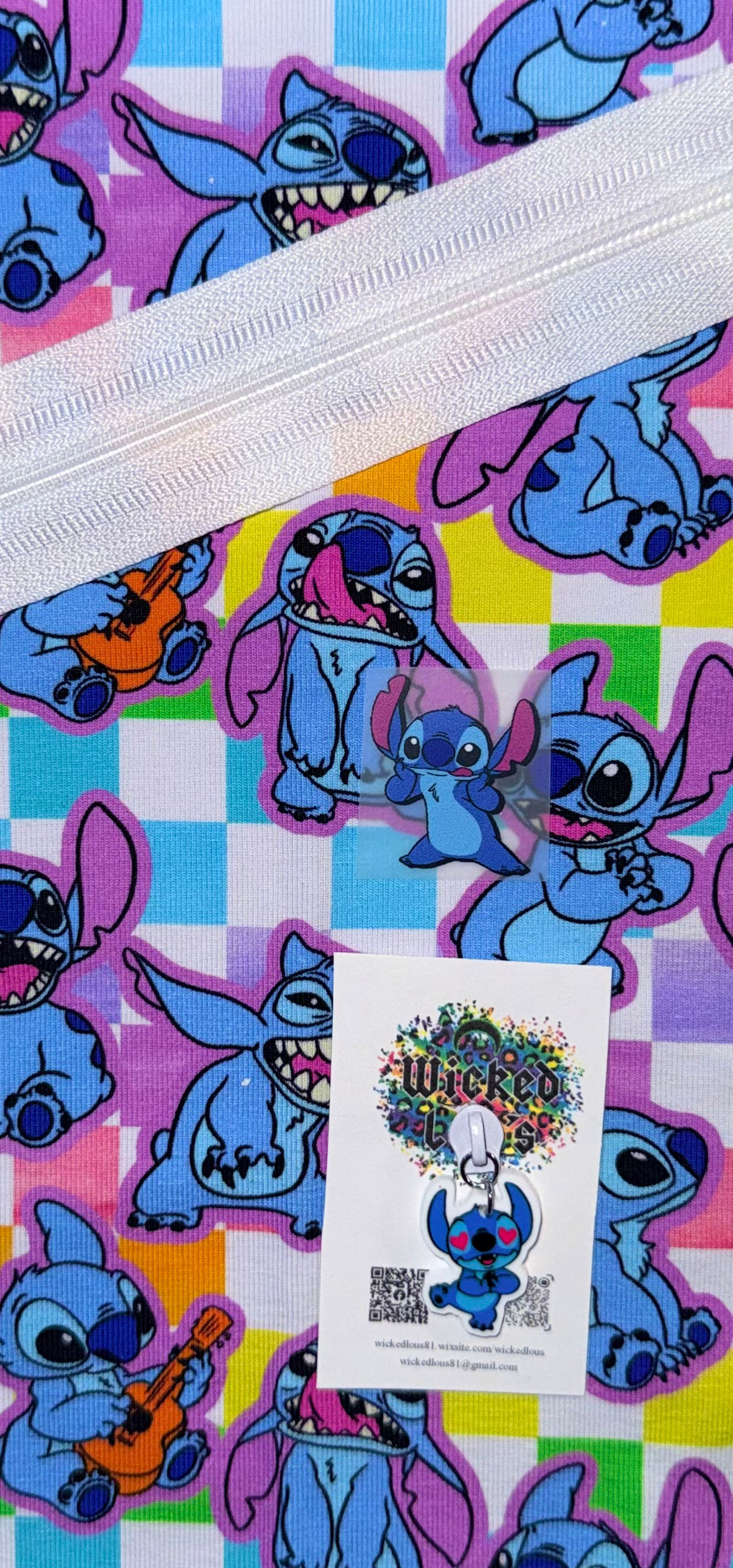 Pen Fabric Kit- stitch faces checkered pastels