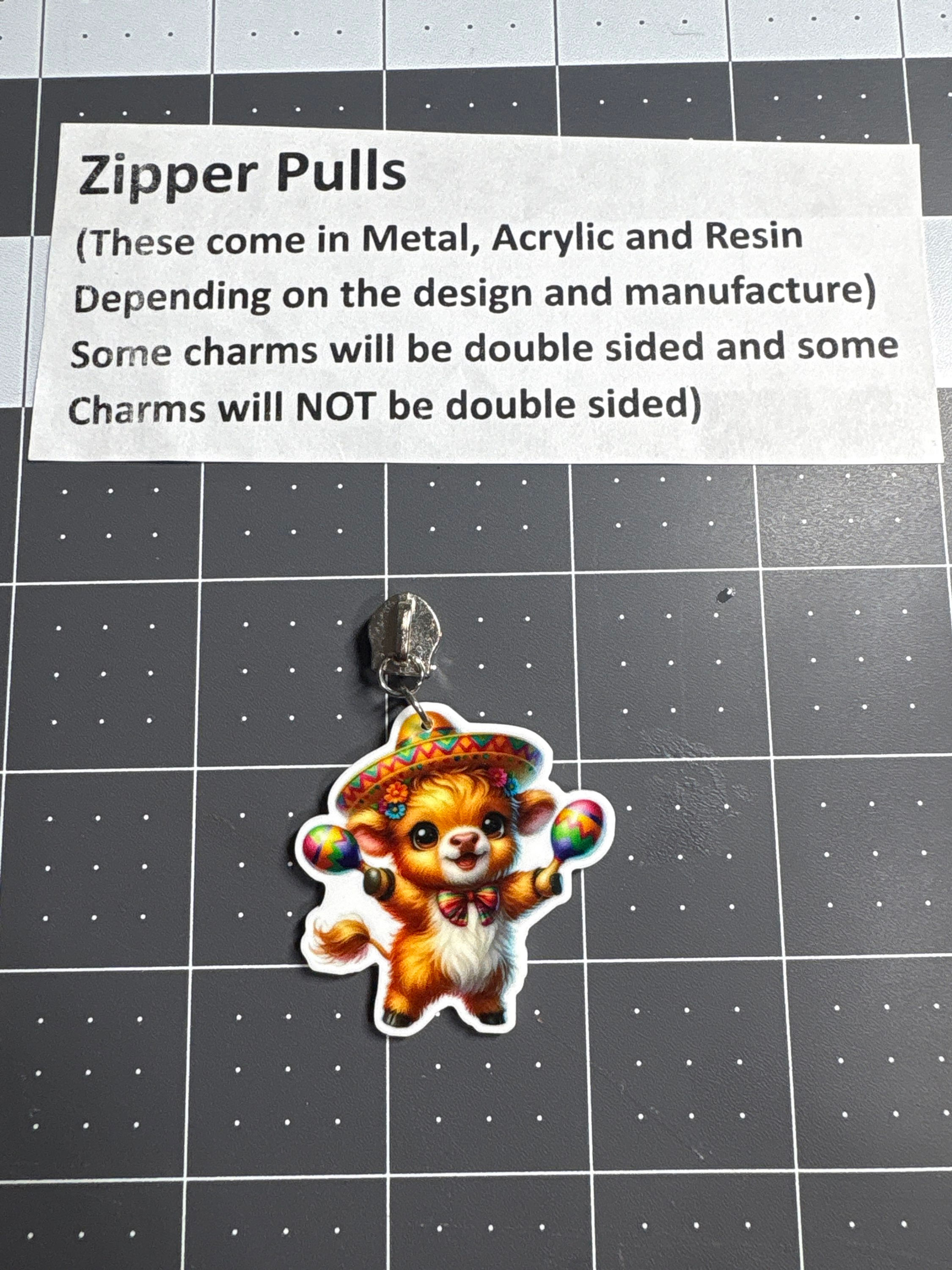 Zipper Pull- Fiesta Highland Maracas 