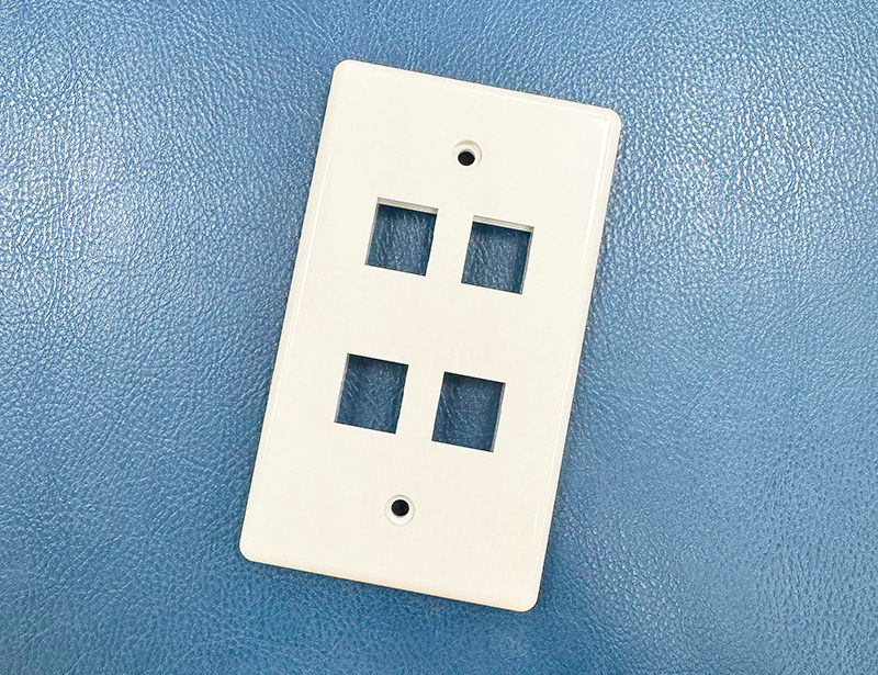 4 Ports US Style Wall Plate Vertical Type- Concise Design