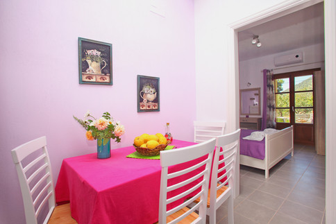 2 Bedrooms , 2 Bathrooms Sklavos Studios