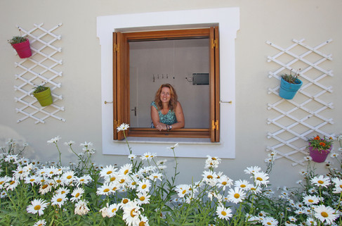 2 Bedrooms , 2 Bathrooms Sklavos Studios