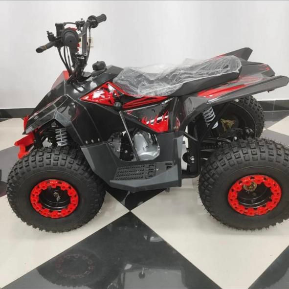 Miniatura: Quadriciclo 125 cilindradas 