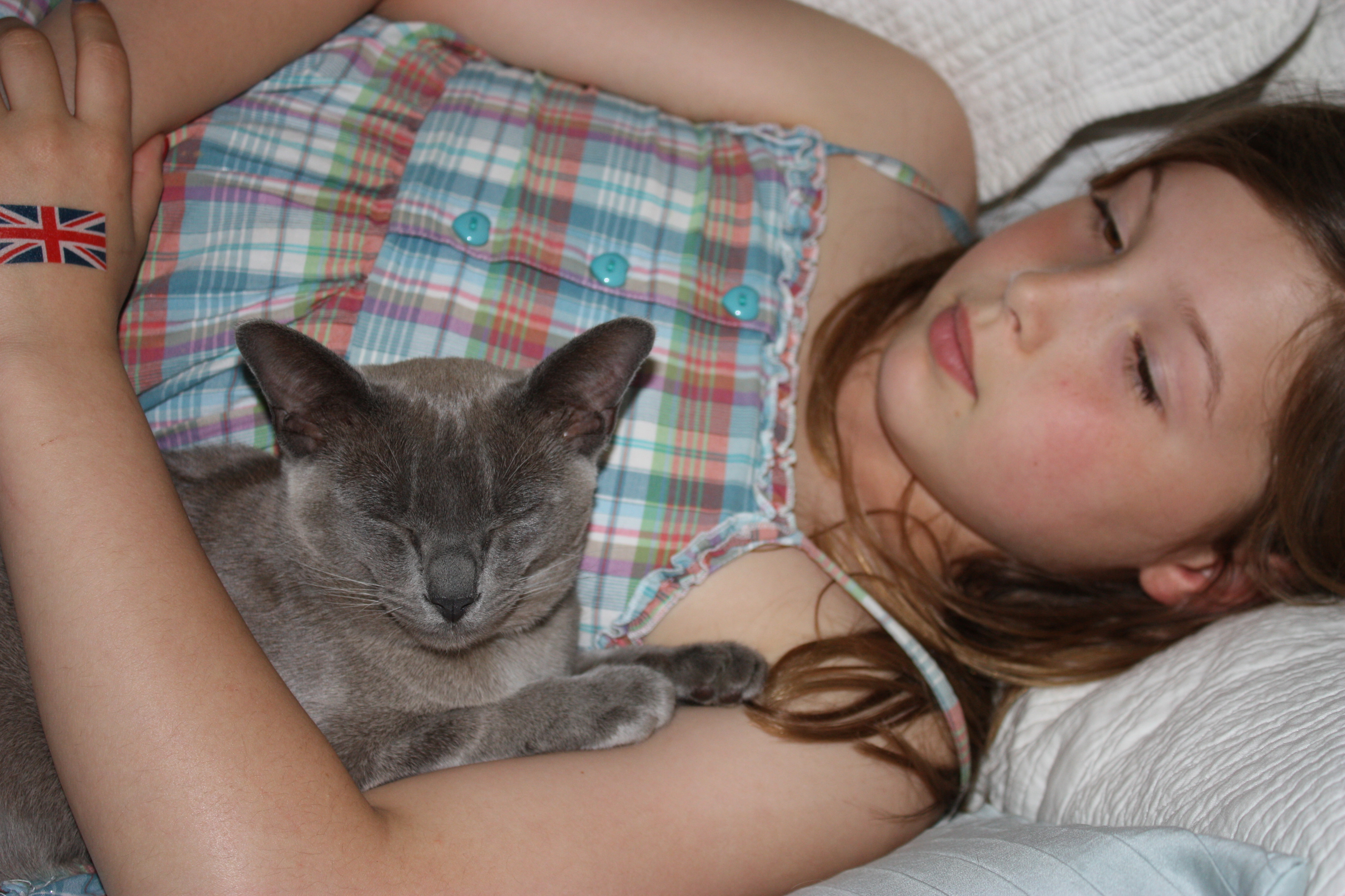 Thuza Chilling With Charlotte, 12-06