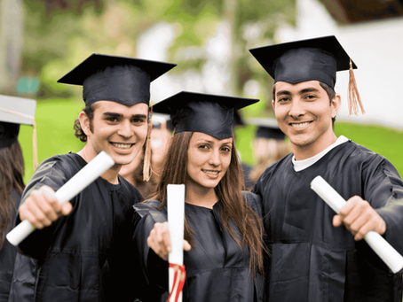Salón de graduaciones en Aguascalientes: lo que debes saber antes de contratar