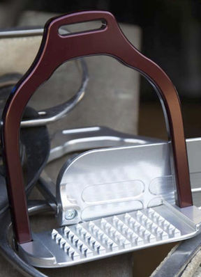 Review: Makebe Stirrups