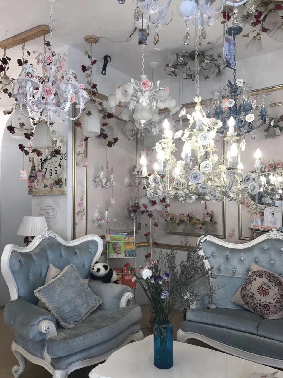 Lampu Shabby Chic Leatique