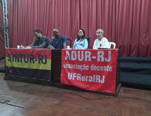 Com o tema: "Democracia, eleições 2022 e Relações Internacionais", ADUR-RJ, SINTUR e DCE realizam mais um debate na UFRRJ