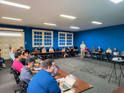 ADUR participa da reunião do CEPE