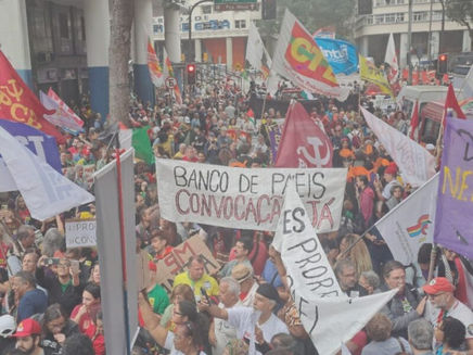 Mobilização contra reforma administrativa e as eleições da ADUR