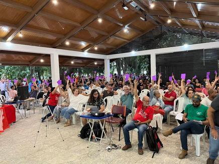 Professores da UFRRJ em greve a partir de 23 de maio