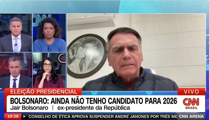 Réu no STF, Bolsonaro chama os participantes dos atos golpistas de "coitados"