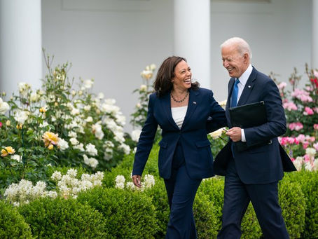 Biden desiste da candidatura a presidente dos EUA e anuncia apoio a Kamala Harris