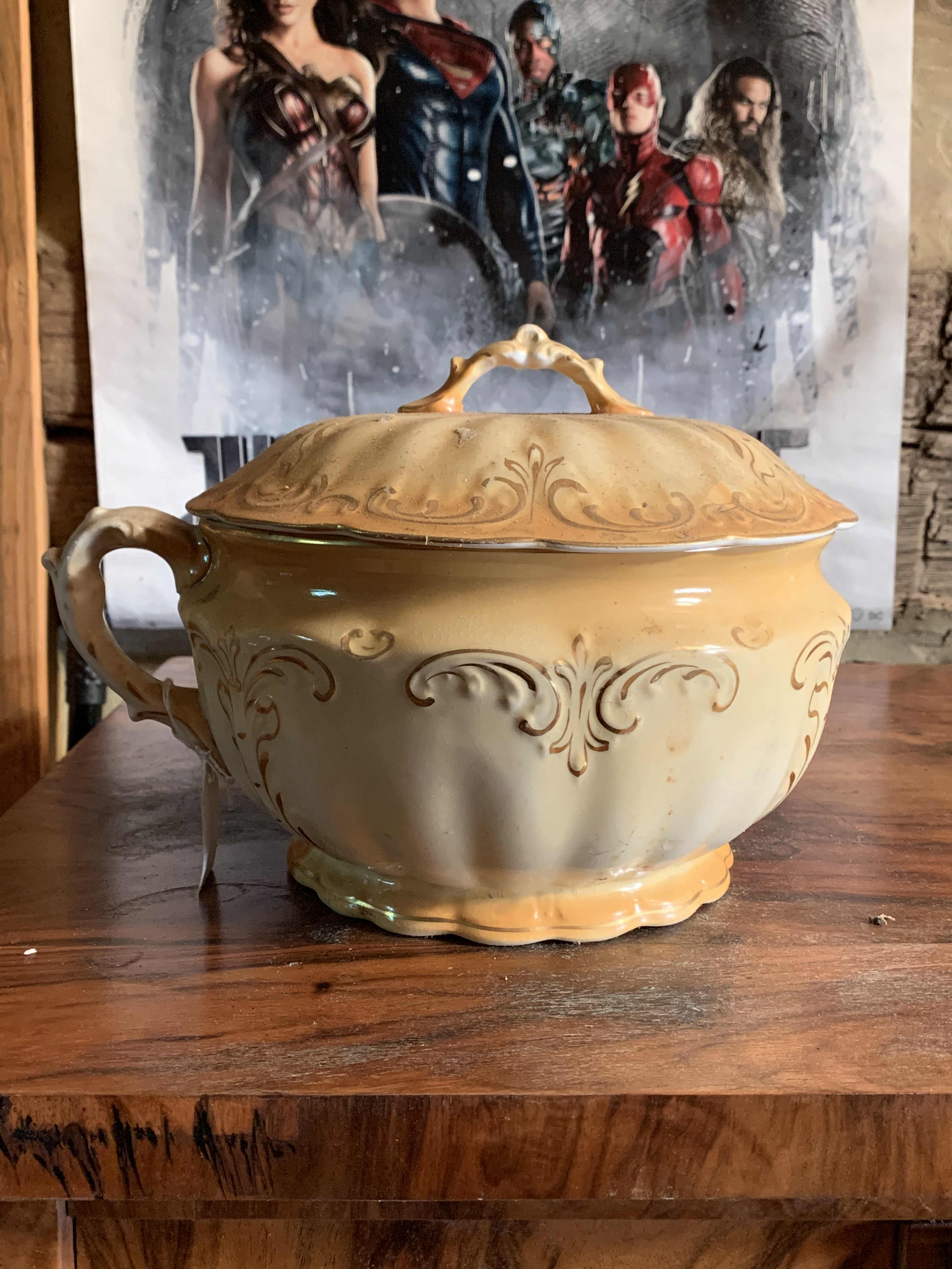 C.P. Marquette Co Chamber Pot