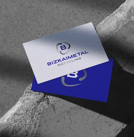 Tarjeta de visita con el logo de Bizkaimetal
