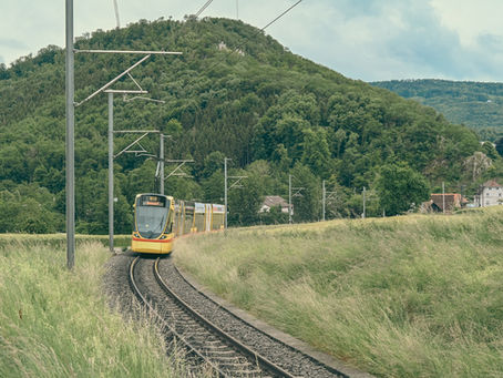 Le développement des mobilités dans le Pays de Gex : perspectives et enjeux autour du tramway des Nations