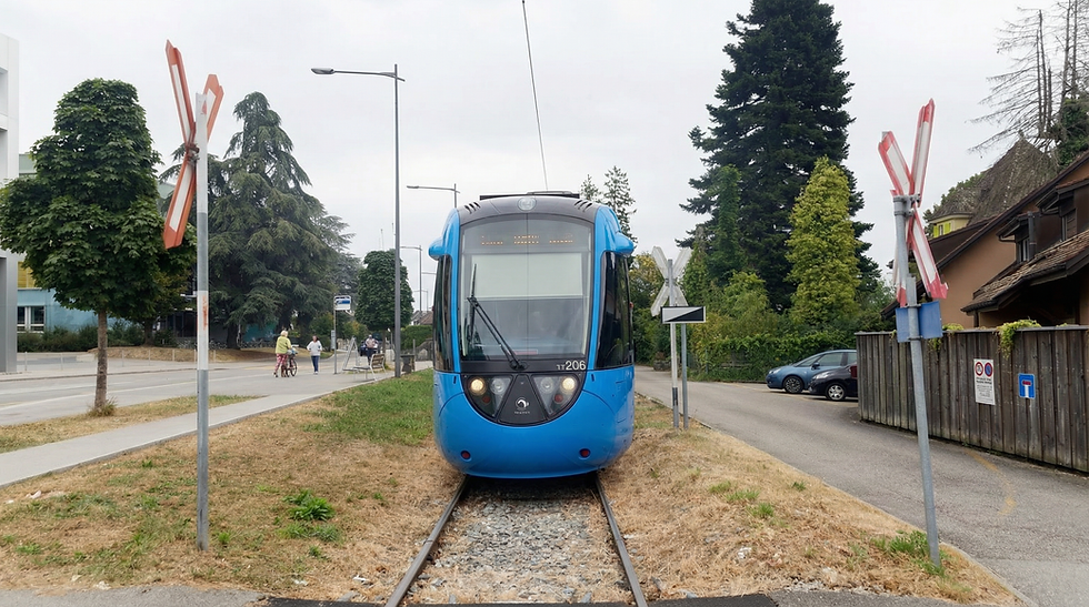 Tram-train à Eysins avant de rejoindre Nyon. Illustration LEX 2050