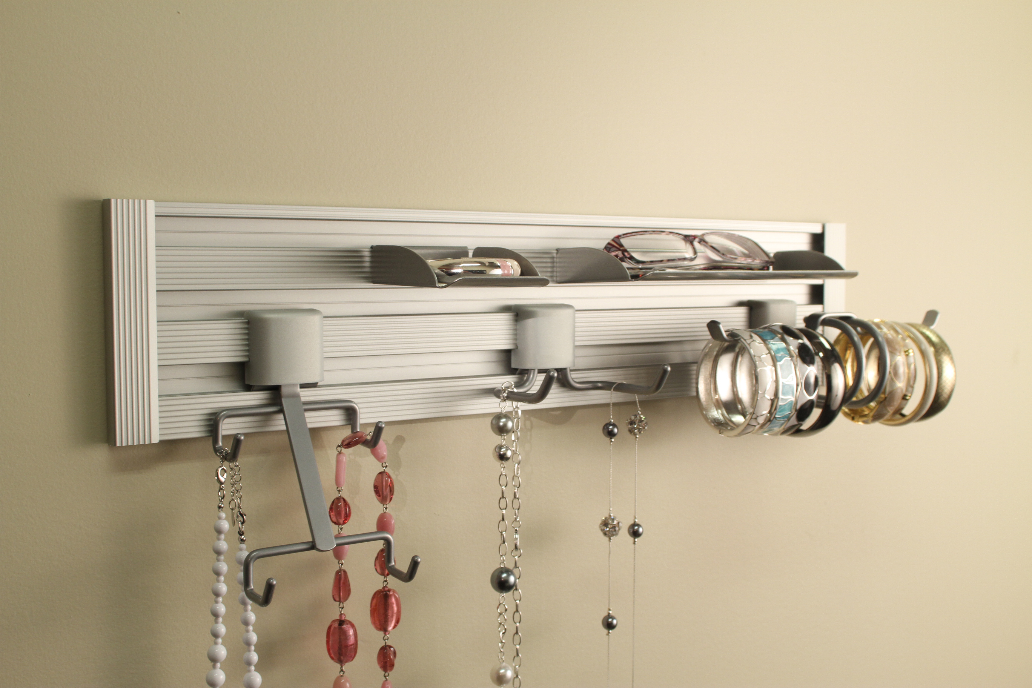 TRACK WALL_Closet_Belt-Hook_img3