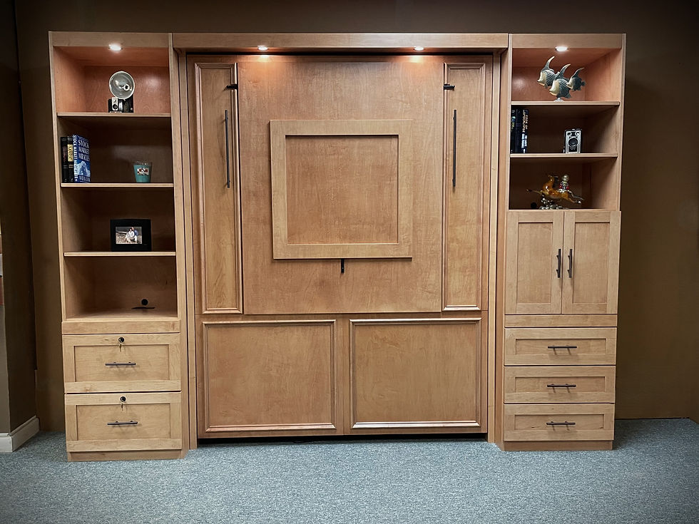 1411-0725 Hudson Bay with Fold Up Desk Closed