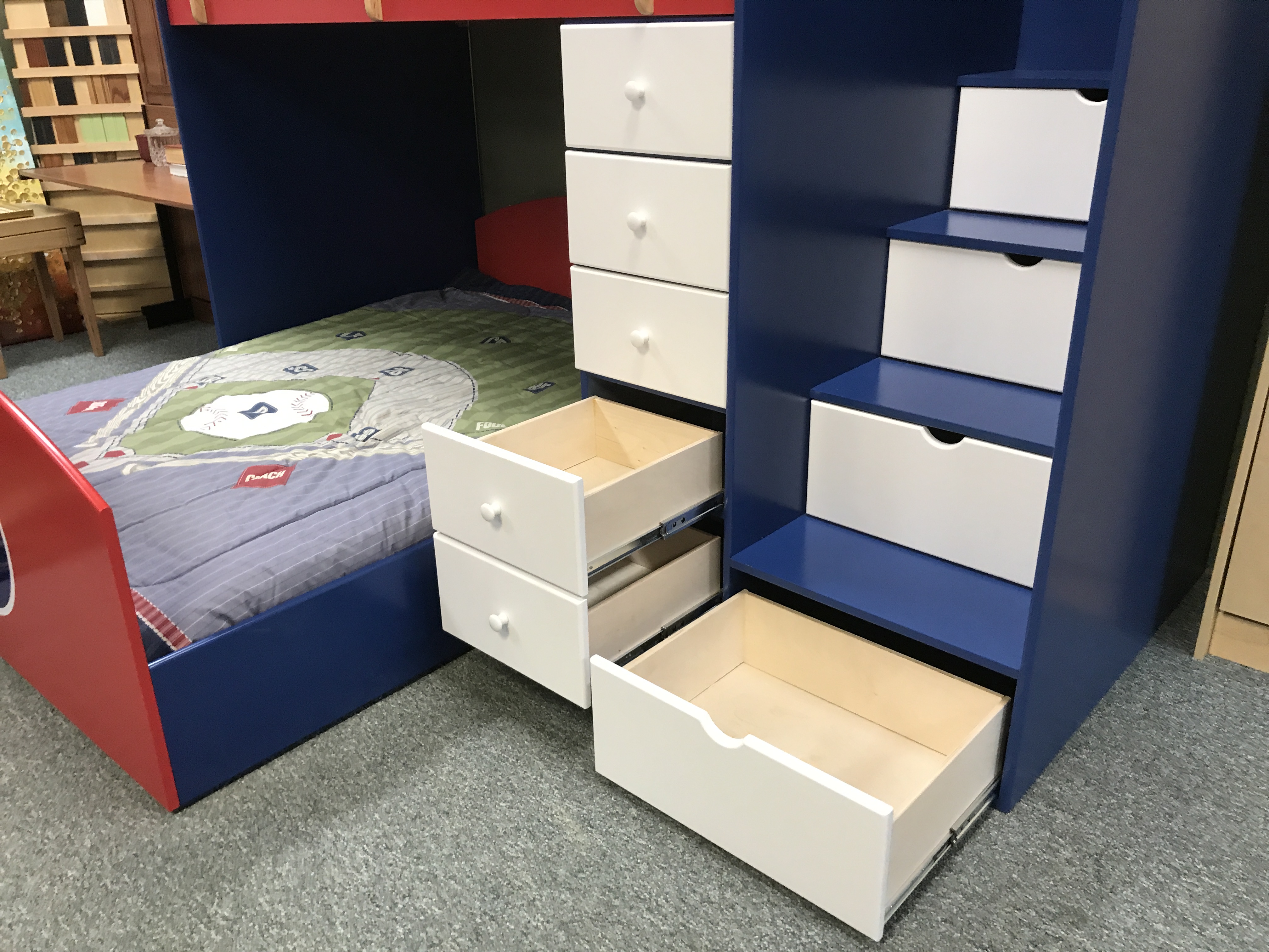 Cubs bed drawers
