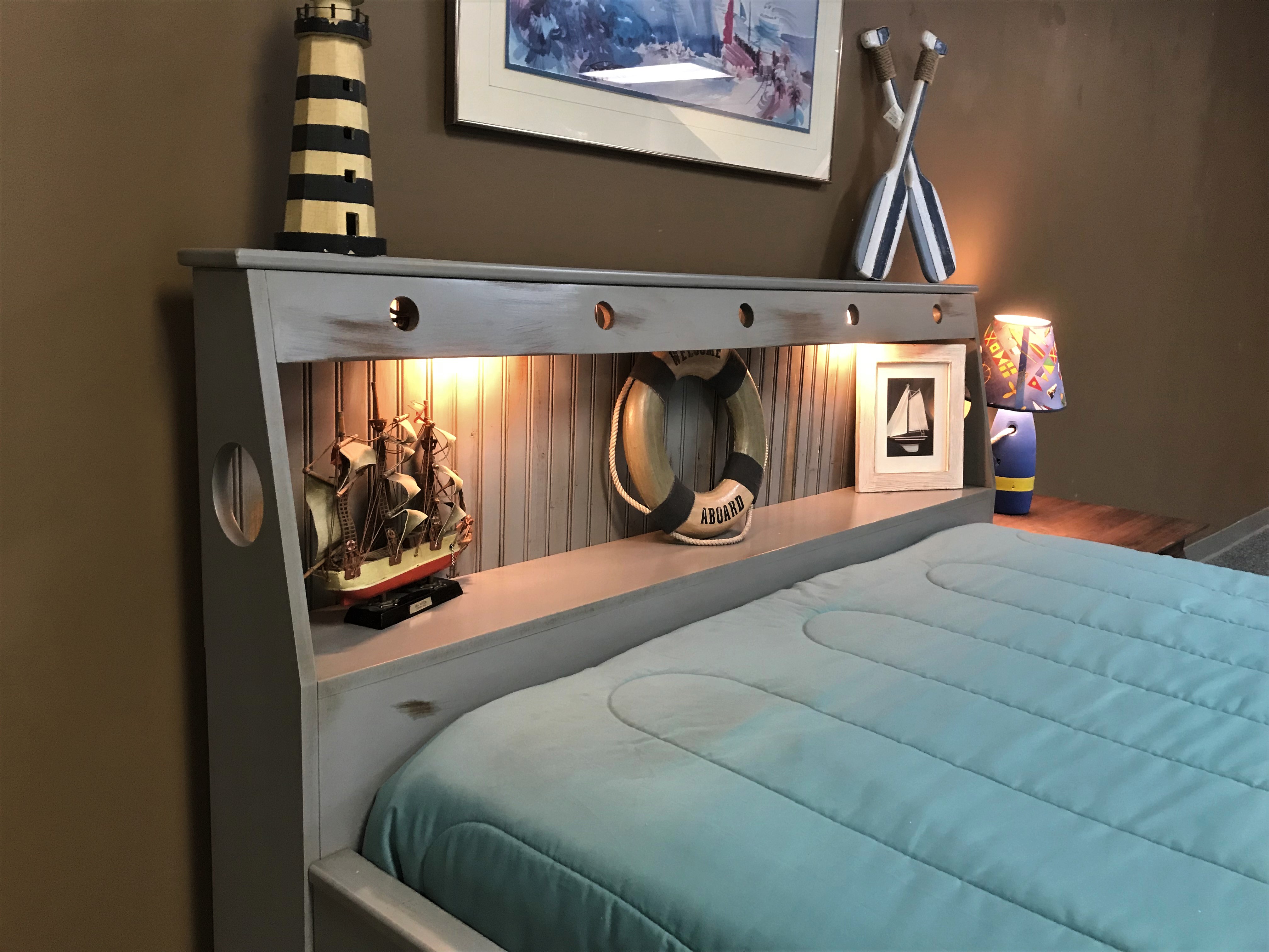 Weathered Boat Bed Full