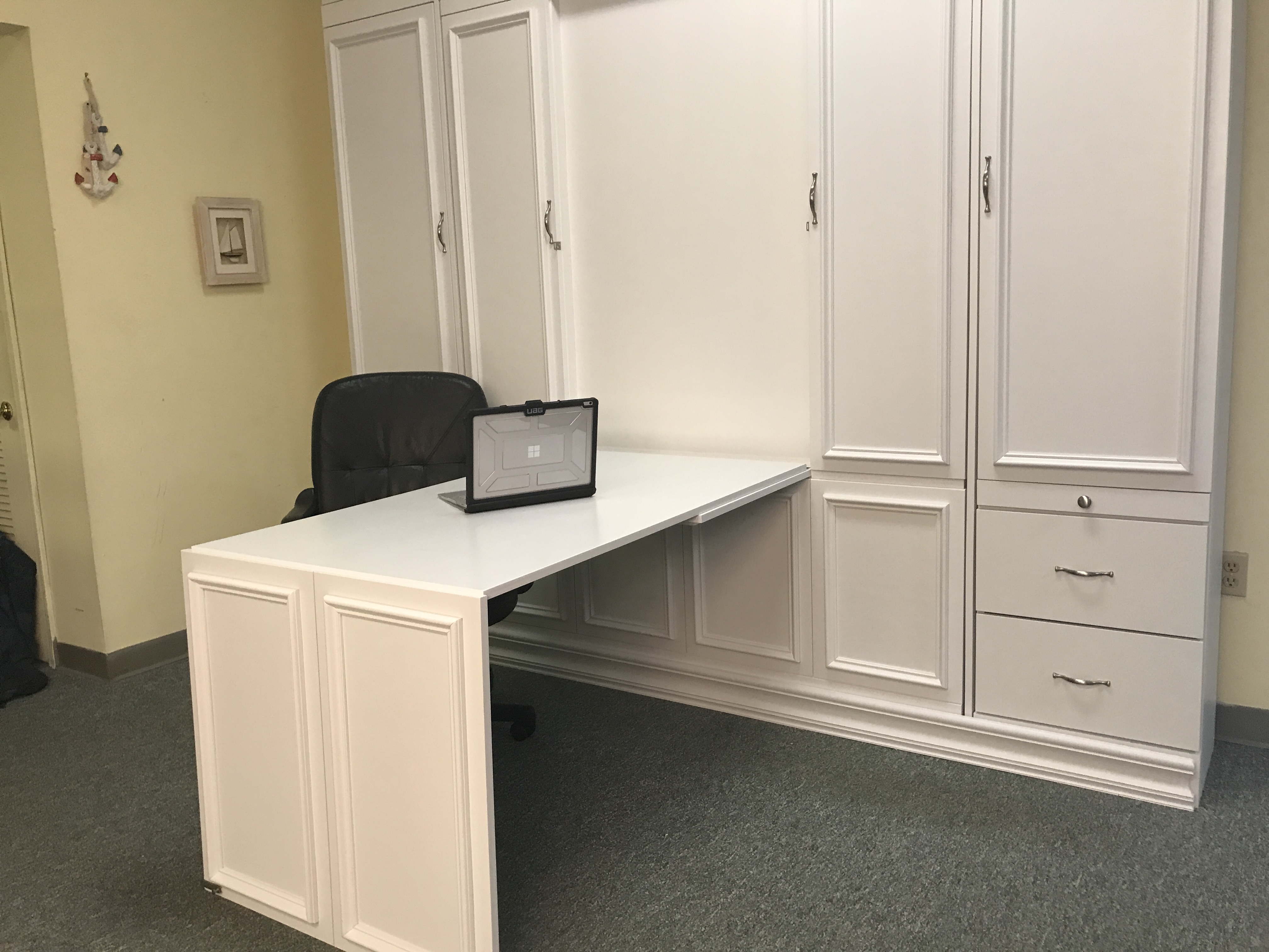 New Yorker Murphy Bed
