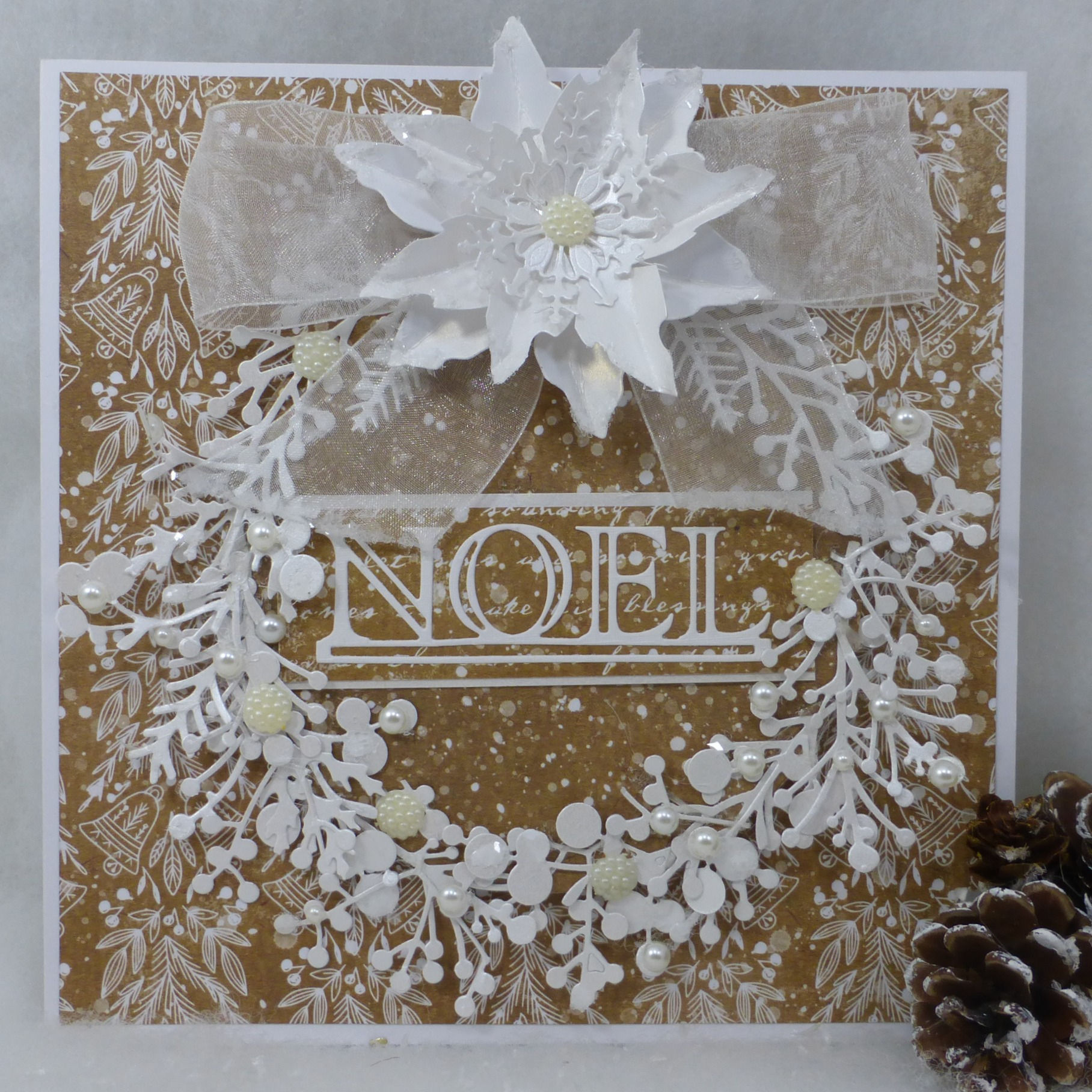 White Wreath & White Poinsetta