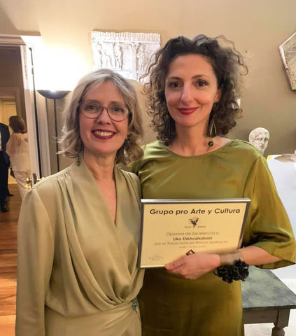 Award of the Diploma of Excellence in Abstract Painting to Lika Shkhvatsabaia
