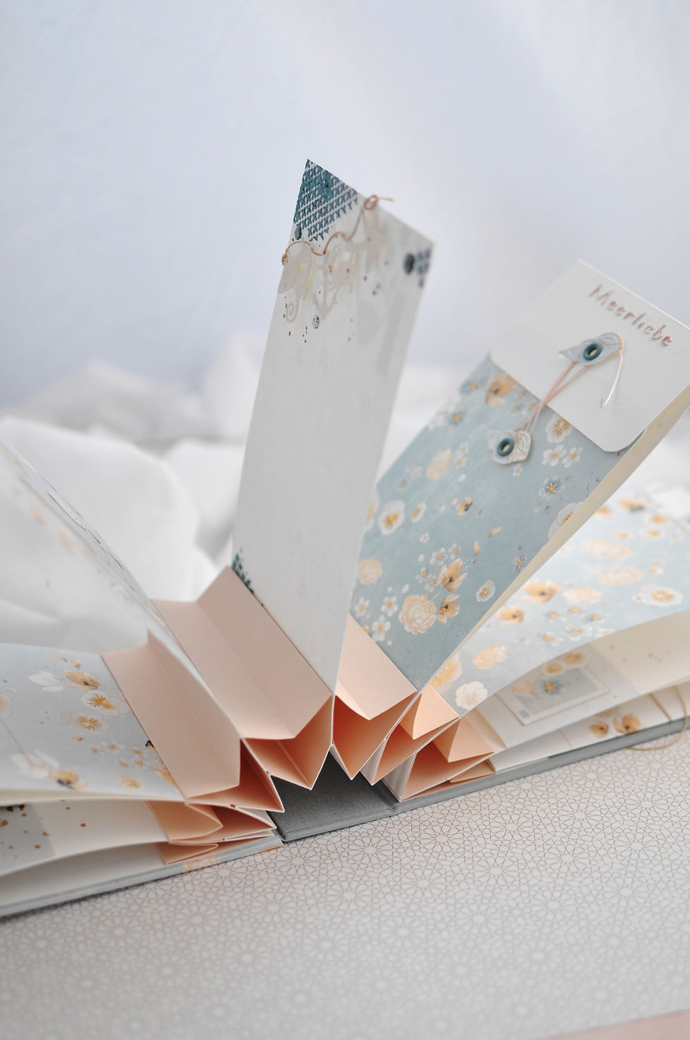 Miniaturbild: "Fächerwerk " Mini Album Online Workshop