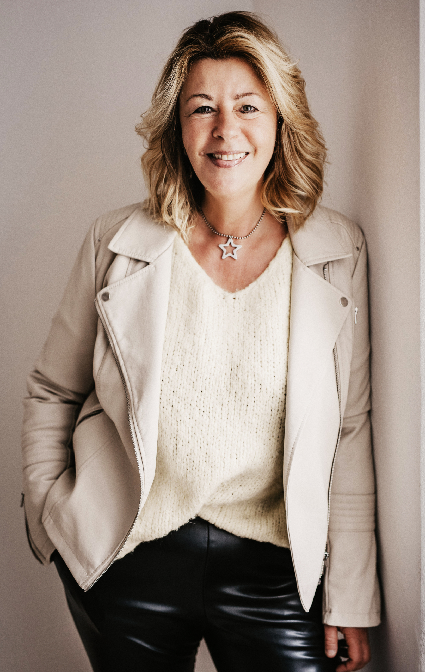 Anuschka Hiller