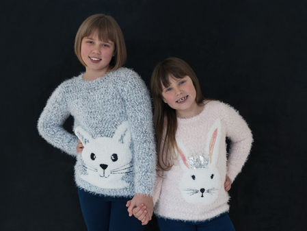 Portrait: Holly & Zara