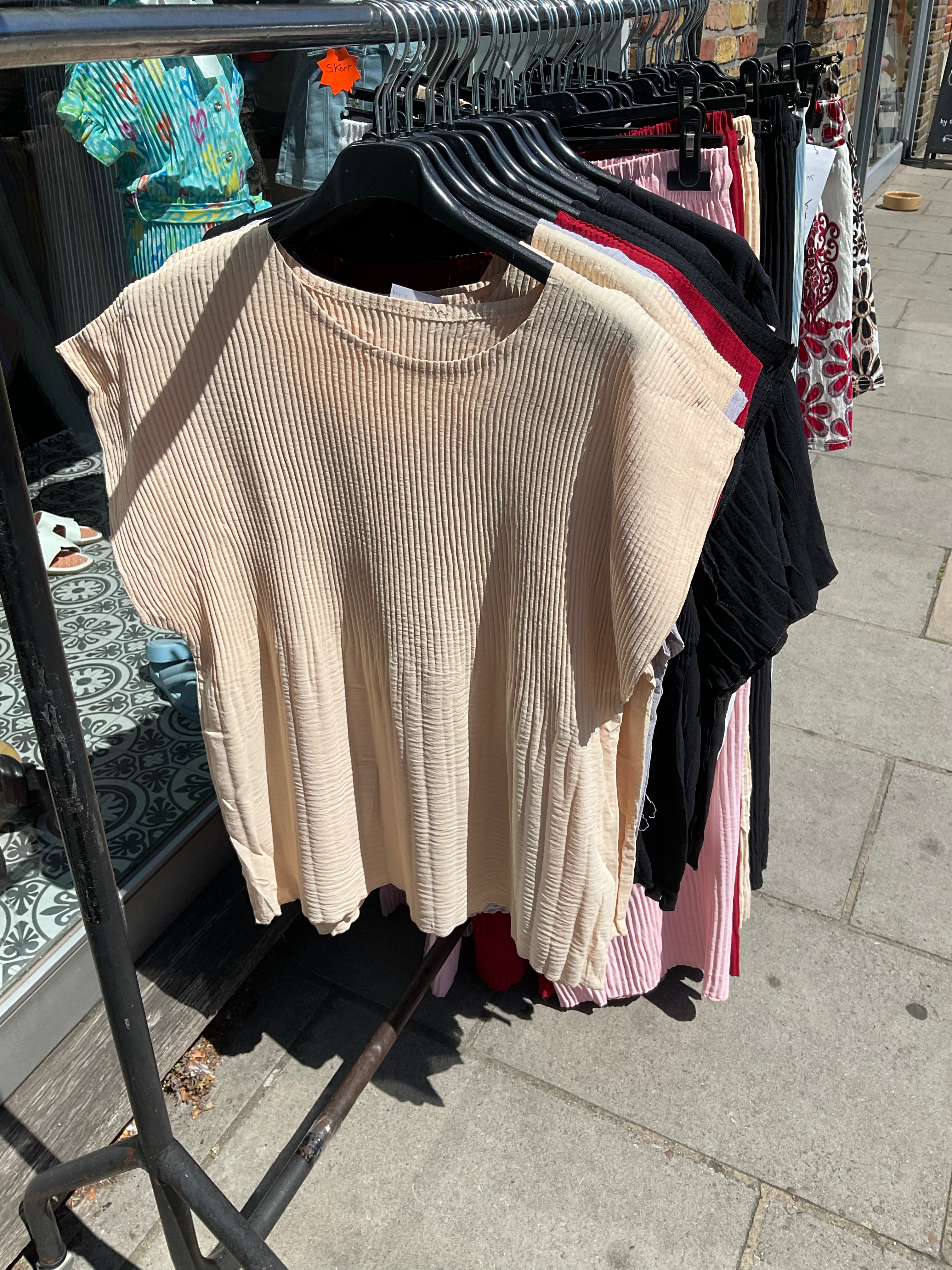 Pleat top