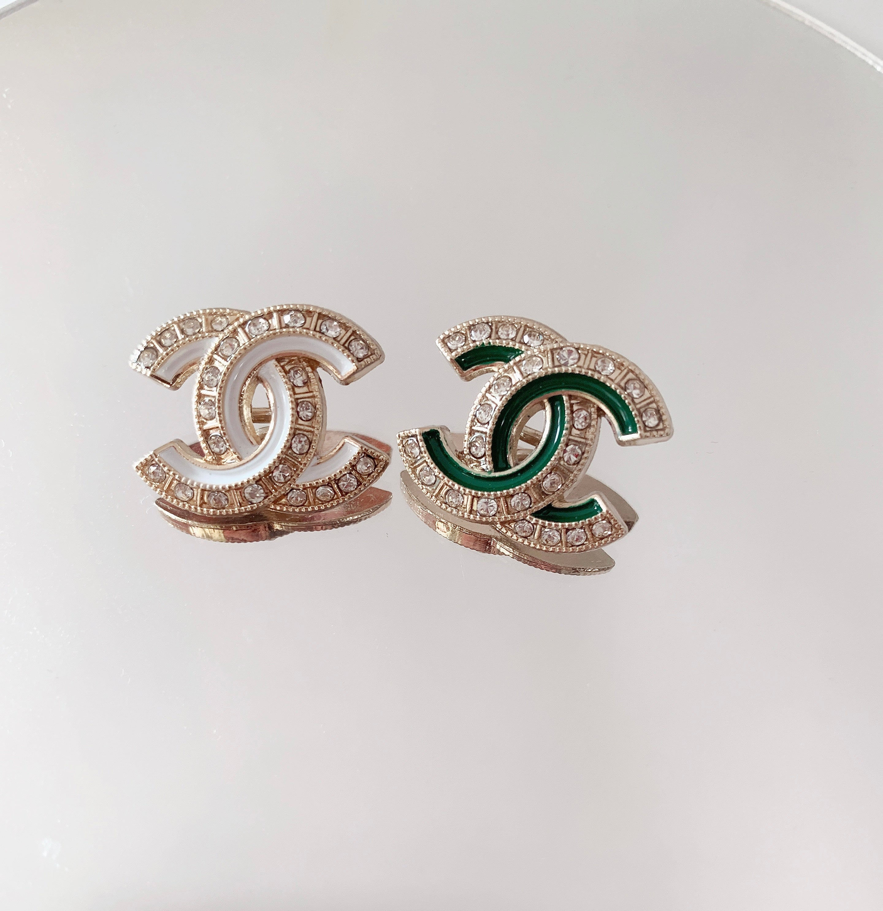 CH002E Chanel buttons, 20mm