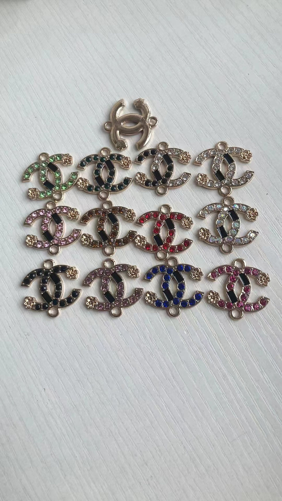 Thumbnail: CH230 Multi-Colors Chanel Connectors, 29mm