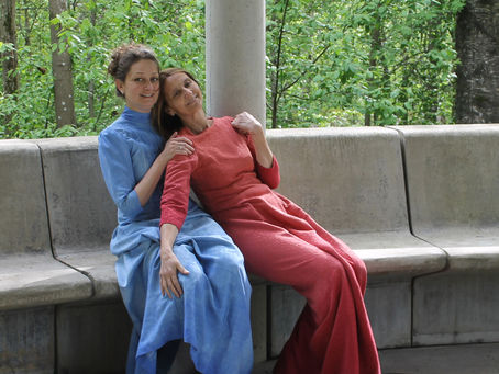 TRE KVINNER - billettsalget er i gang!