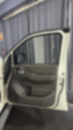 Thumbnail: 2013 Nissan Navara 3.0 dCi V6 4×4 Auto