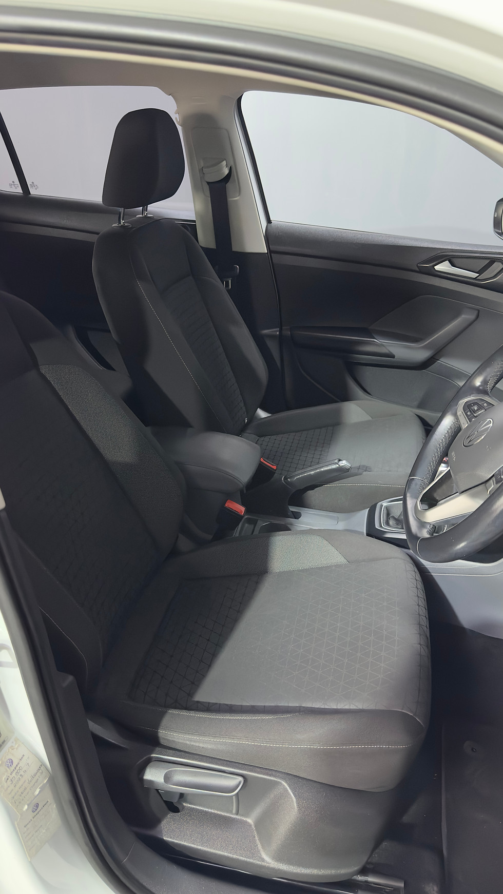 Thumbnail: 2021 Volkswagen T-Cross 1.0 TSI