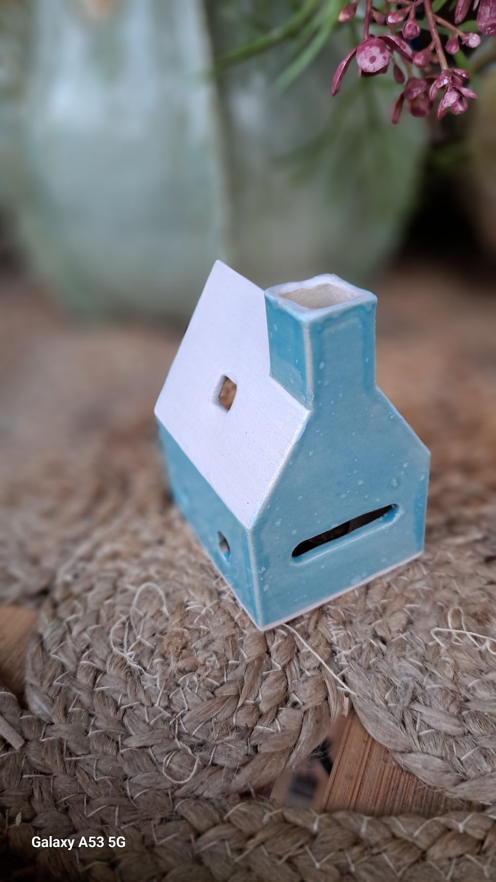 Thumbnail: Kersthuisje voor theelicht 