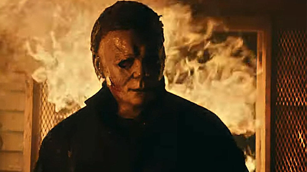 Halloween Kills Meyers fire behind