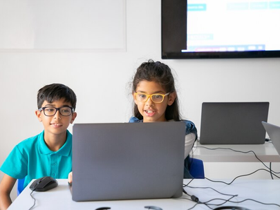 Por qué la educación en línea es la clave para un aprendizaje flexible y accesible