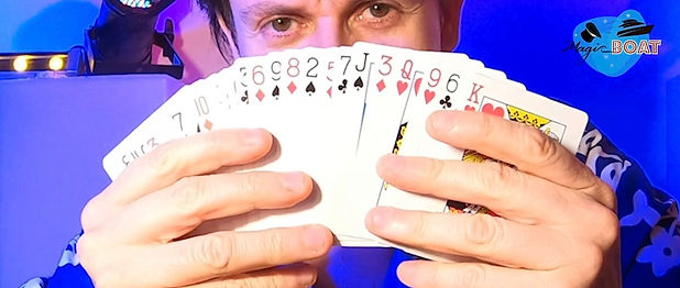 Best magician in Dubai_edited.jpg