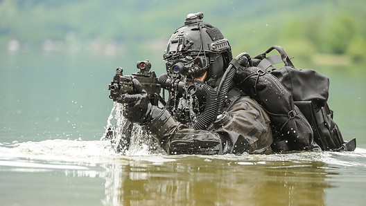 shutterstock_388041838_edited.jpg