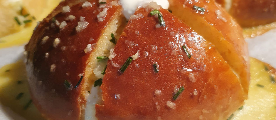 Panecillos de Ajo Coreano con Queso Crema