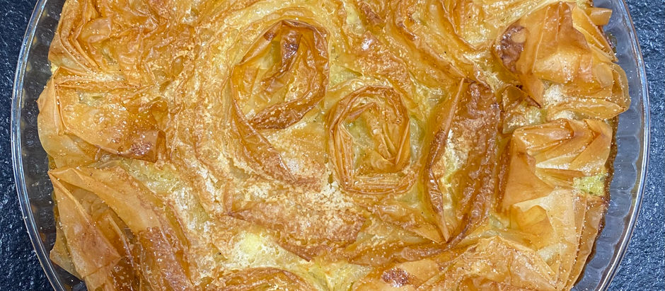 Galatopita o Pastel de leche con Volantes